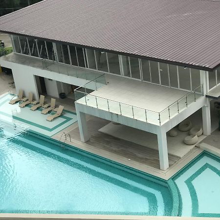 Mivesa Garden Residences By Cec Cebu Stadt Exterior foto