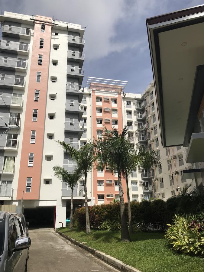 Mivesa Garden Residences By Cec Cebu Stadt Exterior foto